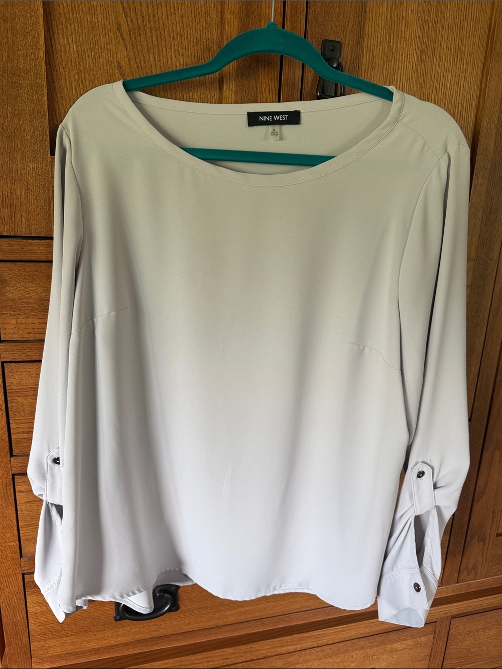 Nine West Light Gray Roll-Sleeve Blouse